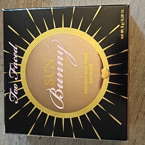 Too faced and more set - Picture 4 of 10